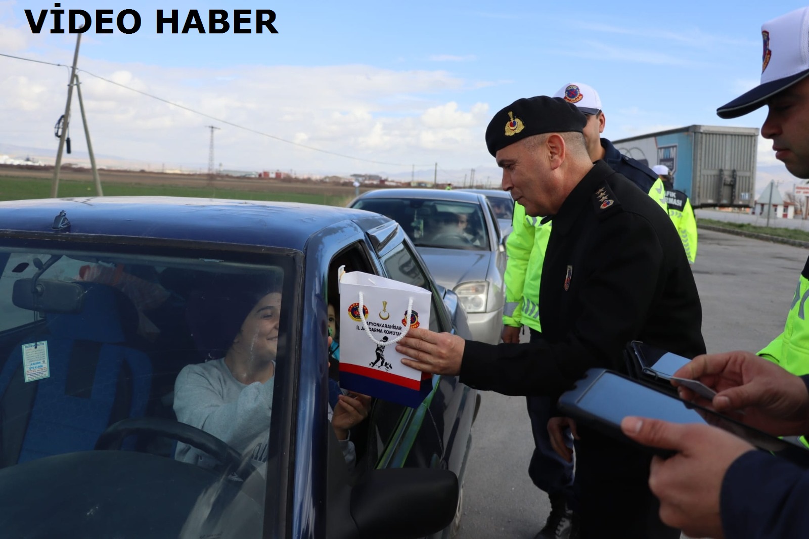 Jandarma trafik Cayrokopter ile denetim yaptı