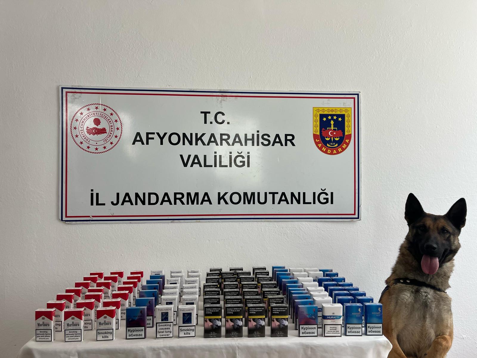 Bandrolsüz sigara satanlar tutuklandı