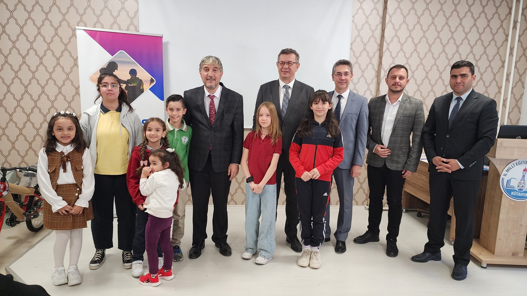 OEDAŞ’ın geleneksel şiir ve resim yarışması Kütahya’da yapıldı