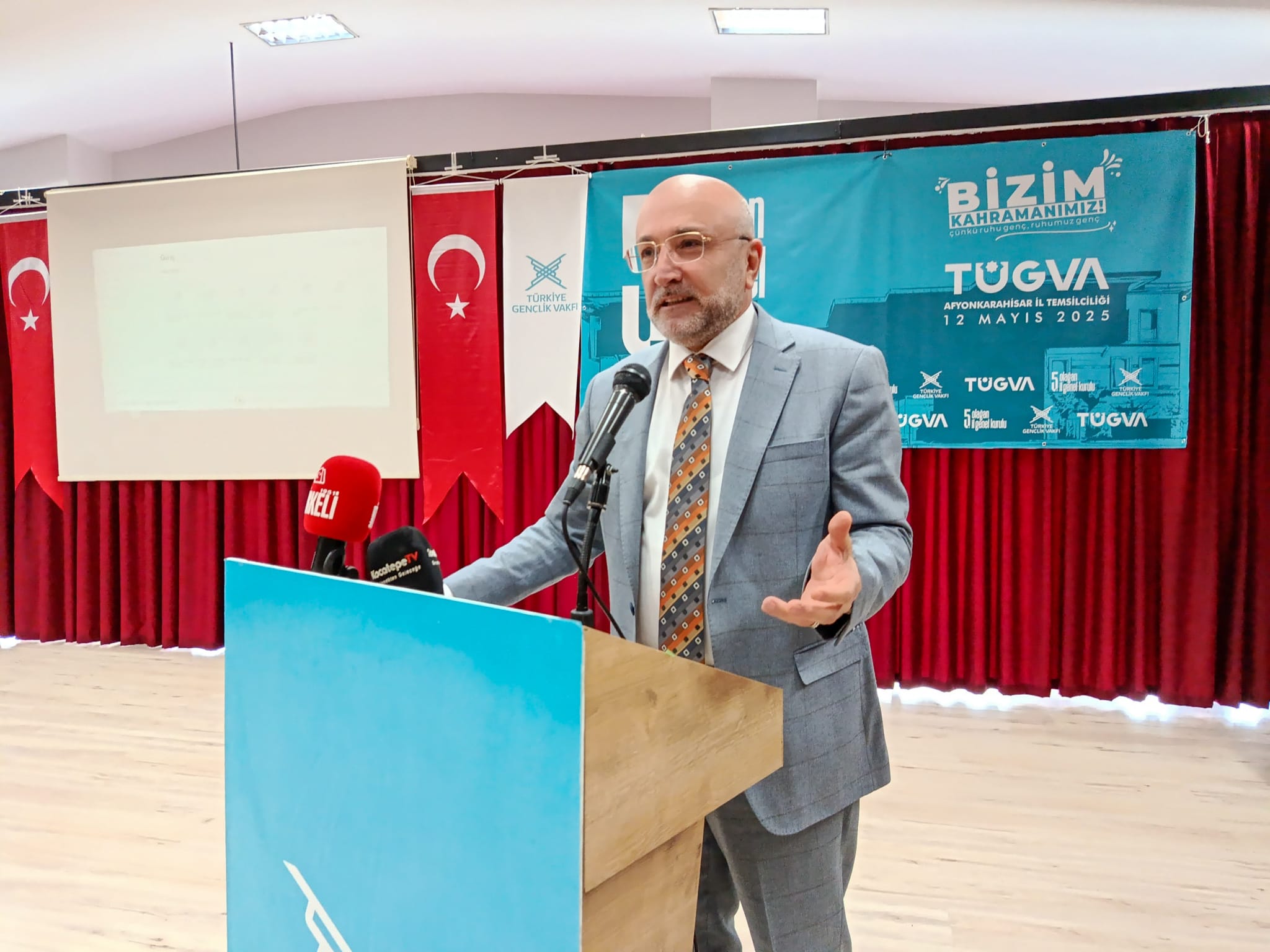 Başkan Şahinden milli gençlik vurgusu