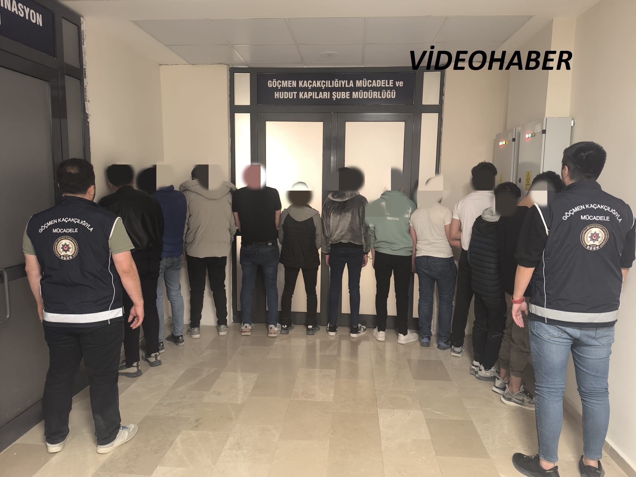 İllegal yollardan gelen göçmenler yakalanıyor