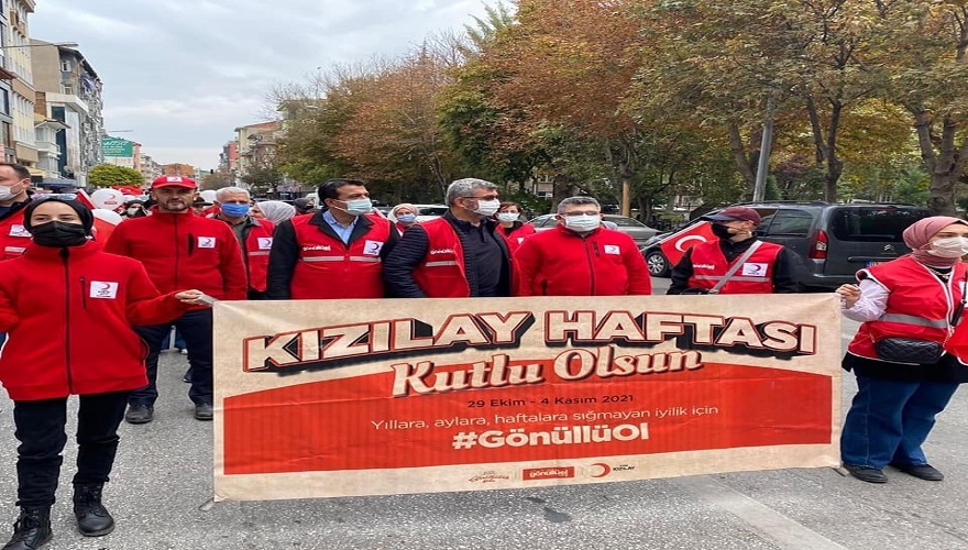 Afyonda Kızılay Haftası yürüyüşü yapıldı