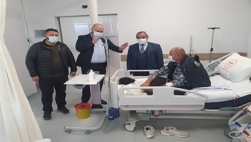 Başkan Şahin, Diyaliz Hastalarını Ziyaret Etti