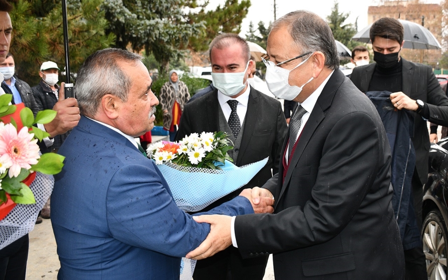 Genel Başkan Yardımcısı Özhaseki Başkan Şahin'i ziyaret etti