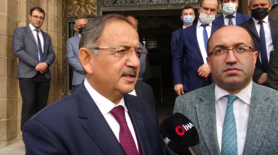 Özhaseki Başkan Çöl'ü başarılı buldu