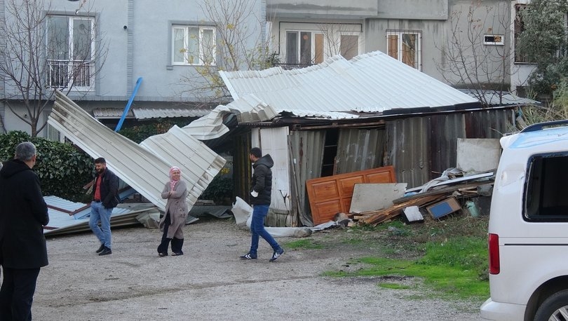 Birçok kenti kuvvetli lodos vurdu! 