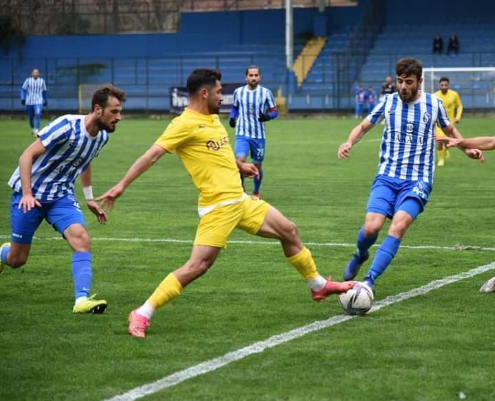 AfjetAfyonspor Sarıyer deplasmanından puanla döndü 2-1