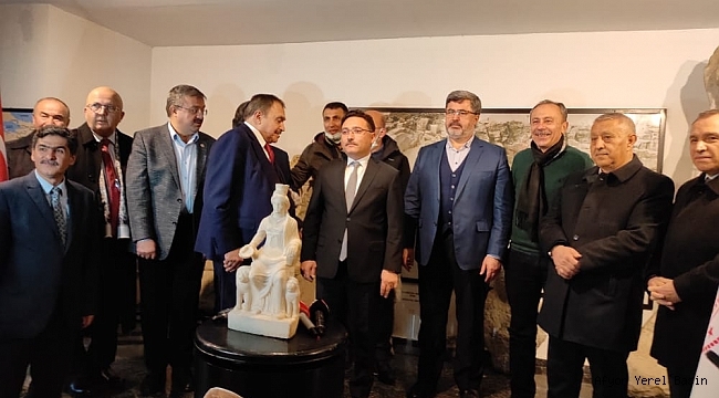 Kybele'nin heykeli sonunda  Afyon'da