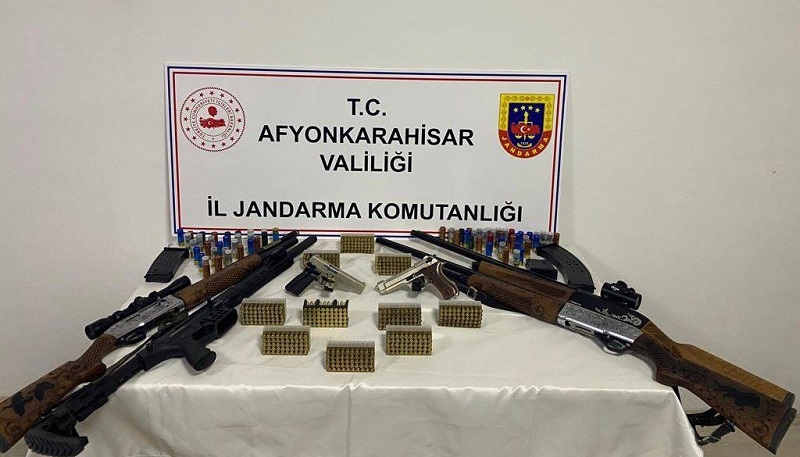 Jandarma Özburunda operasyon yaptı