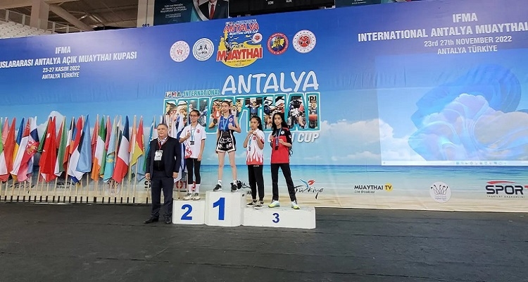 Emirdağ'lı sporcular federasyonda madalya aldı