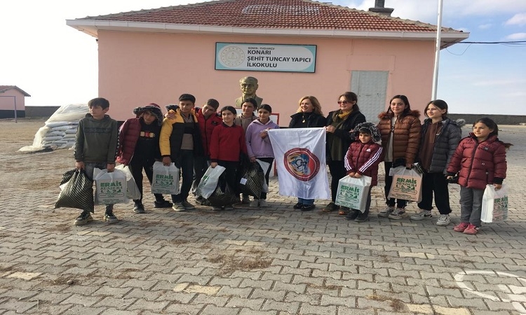 UTEF Umut ışığı köprüsü çocukları ısıttı