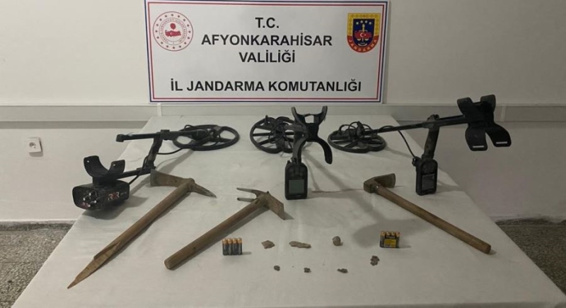 Jandarma operasyonda suç üstü yaptı