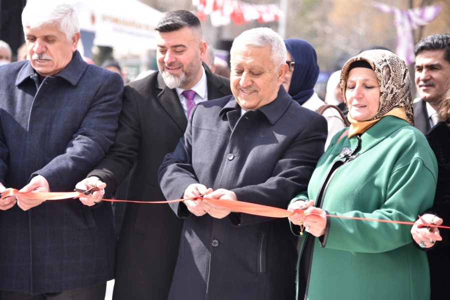 Marifetli Hanımlar Pazarı 2 Zafer Meydanı’nda Açıldı