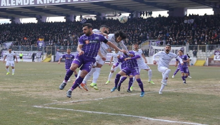 Sakaryaspor AfjetAfyon deplasmanında hüsrana uğradı 2-0