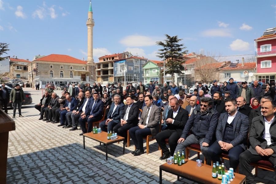 Böyle bir meydan Afyonkarahisar’da yok