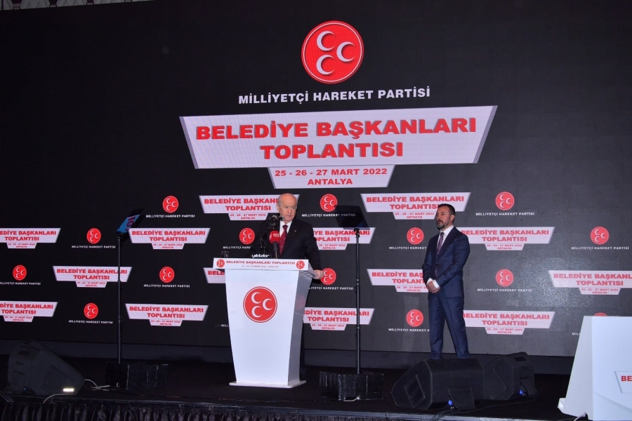 MHP'nin Belediye Başkanları kampı sona erdi