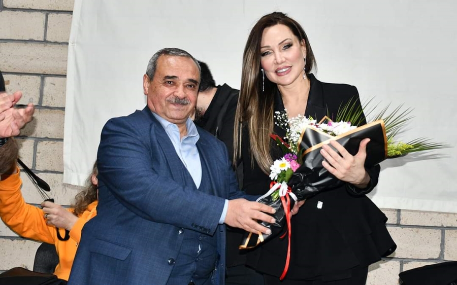 Umut Akyürek İscehisar'lı kadınları mest etti