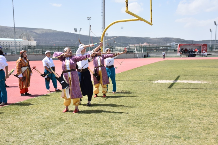 Geleneksel Türk Okçuluğu Müsabakaları Tamamlandı