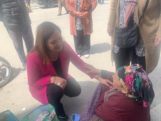 Köksal tencerede aş değil taş kaynıyor