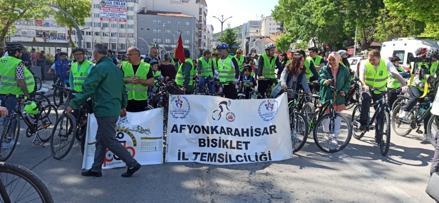 10. Yeşilay bisiklet turuna yoğun ilgi