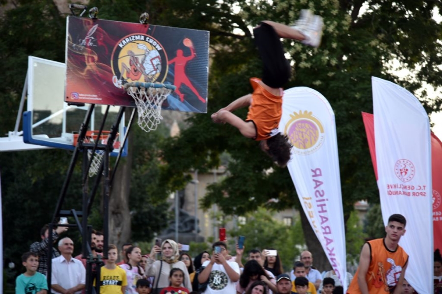 3x3 Basketbol Turnuvası nefes kesti