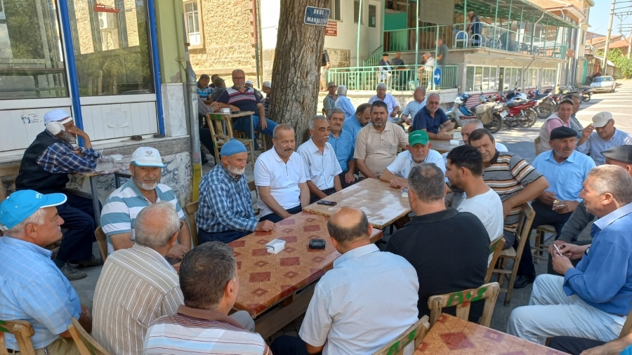 Taytak 6’lı masanın altında PKK üstünde ise FETÖ var