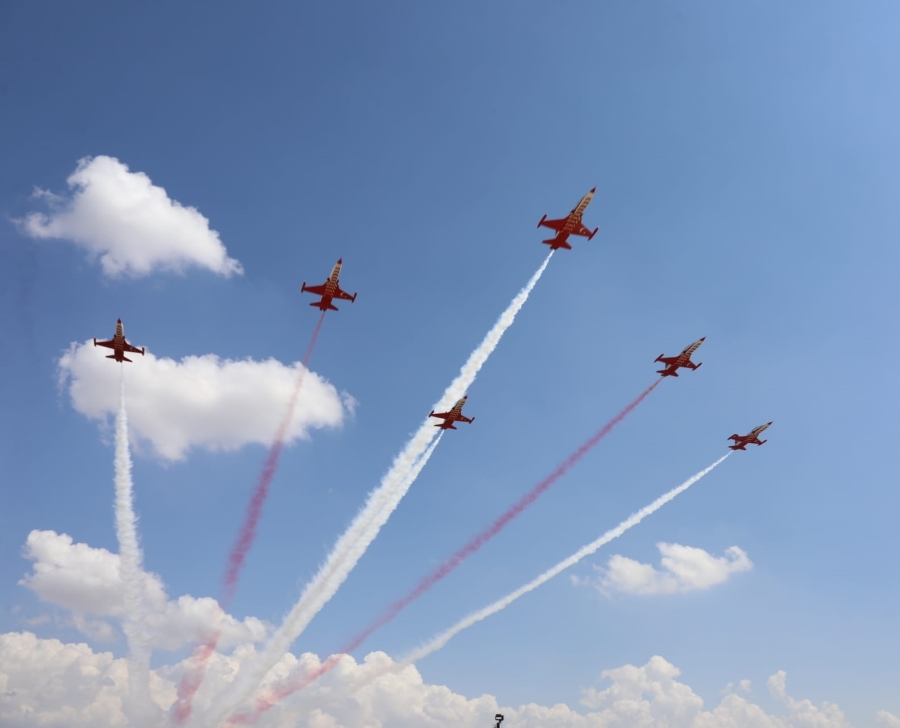 Türk yıldızları Zaferin 100 yılında Afyon semalarında