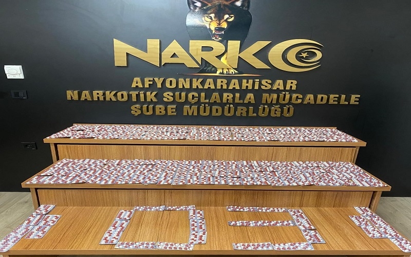 3.358 adet sentetik ecza maddesi ele geçirildi