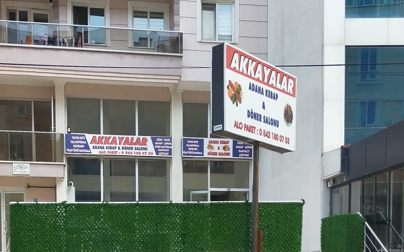 Akkayalar Adana Kebap ve Döner salonuna davetlisiniz