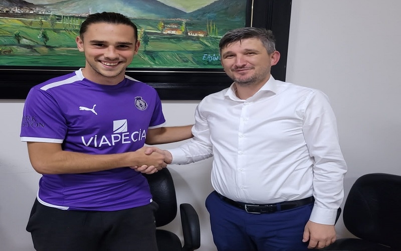 Hes ilaç Afyonspor renklerine Özkayımoğlunu bağladı