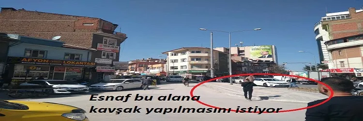 Esnaflar belediyeden çözüm bekliyor