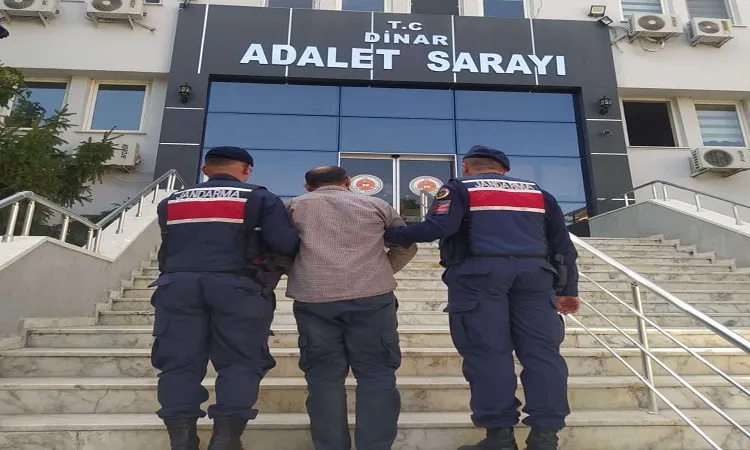 Uuzn zamndır aranan şahsı jandarma yakaladı