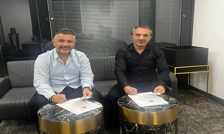 Afyonspor Yücer ile anlaştı