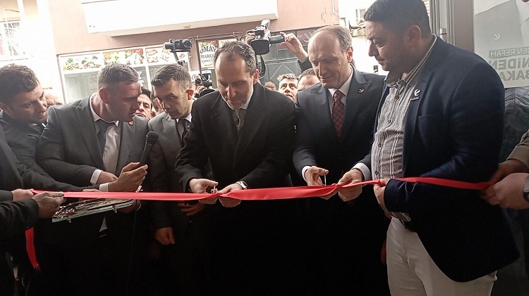 Erbakan Afyon'da