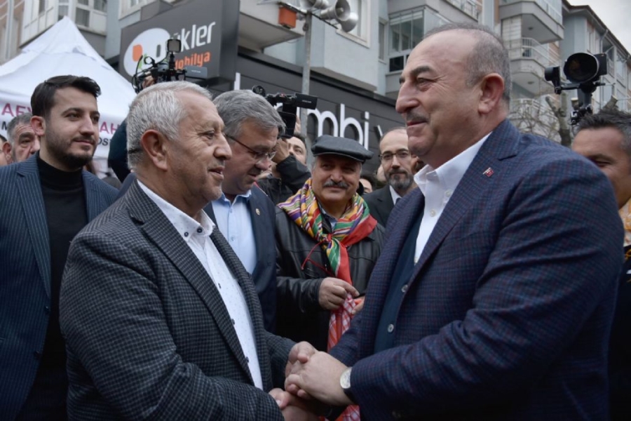 Bakan Çavuşoğlu Afyonda gönül sofrasına konuk oldu