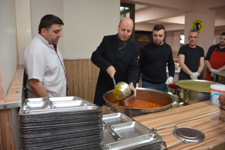 Şuhutta mobil iftar ekipleri iş başında