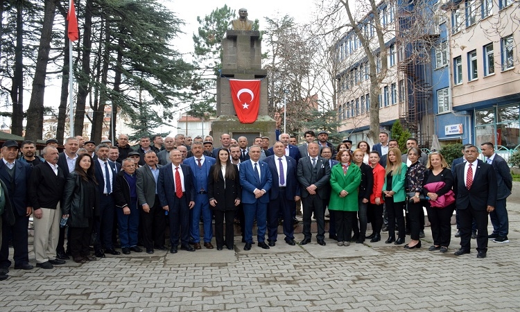 Şuhut İYİ Parti Milletvekillerini bağrına bastı