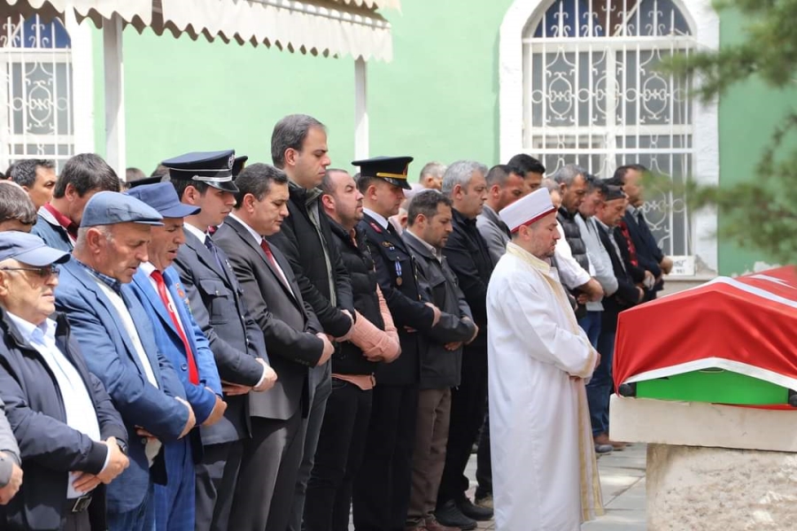 Çobanlar ’da vefat eden Kıbrıs gazisi toprağa verildi