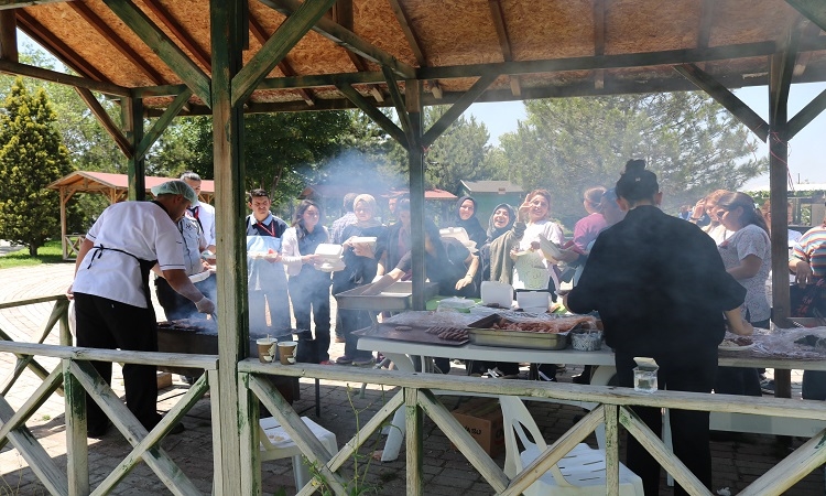 Fuar Ailesi Geleneksel Piknik Şenliğinde Buluştu