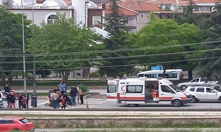 Daha kaç kişinin canı yanacak buraya mutlaka alt geçit yapılmalı