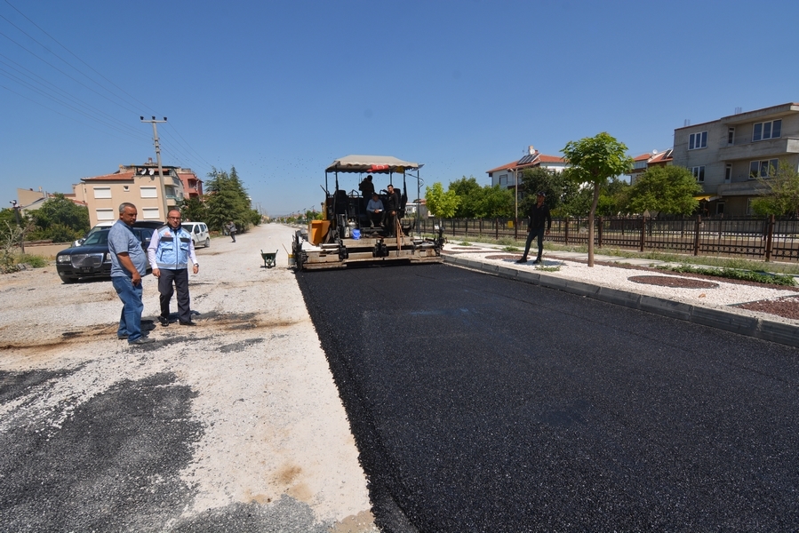 Asfaltlama Çalışmaları Tüm Hızıyla Devam Ediyor