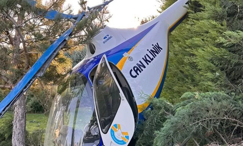 Afyonkarahisar'da helikopter iniş esnasında kazaya uğradı