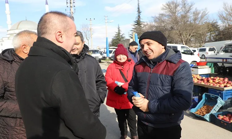 Uluçay, “AK Parti’mize teveccühün kaynağı eserlerimiz ve hizmetlerimizdir”