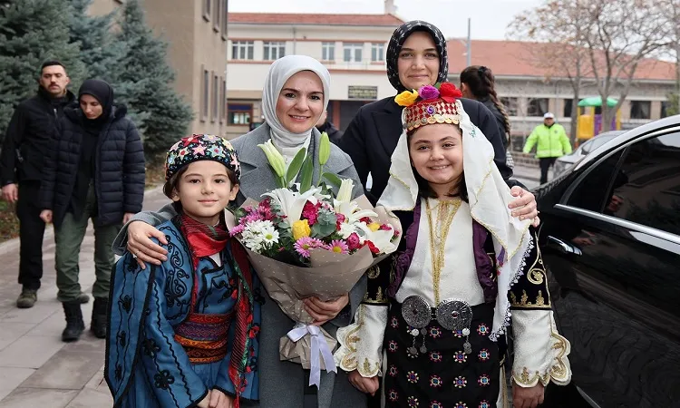 Bakan Göktaş  Vali Yiğitbaşını ziyaret etti