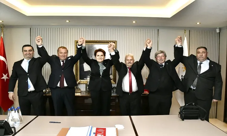 İYİ Parti Lideri Akşener, Afyon’un 3 belediye başkan adayını daha açıkladı