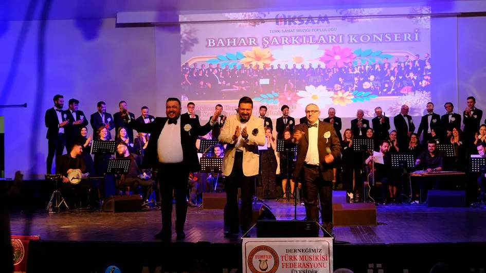 AKSAM’dan Bahar Tadında Konser Dinleyicileri Mest Etti