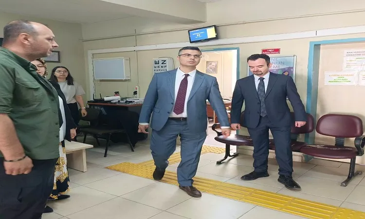Korkmaz saha ziyaretleini sürdürüyor