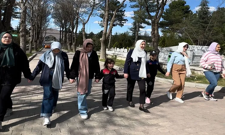 Asenalar Polis Haftasını Unutmadı 