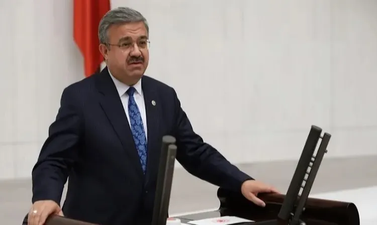 Yurdunuseven CHP'li başkan nepotizme erken başladı