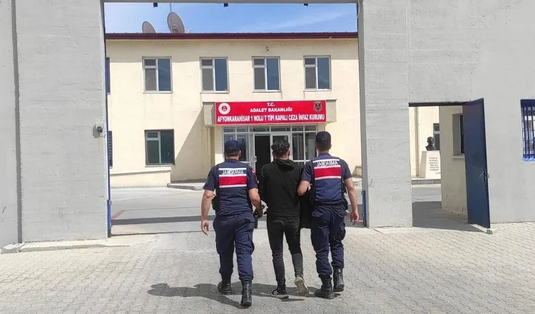 Kaçak şahıs Çobanlar'da yakalandı
